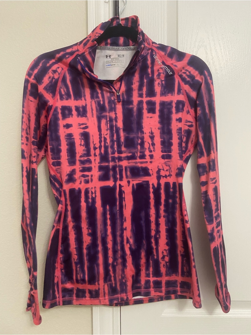 Under Armour Women’s cold gear Quarter Zip Top size medium